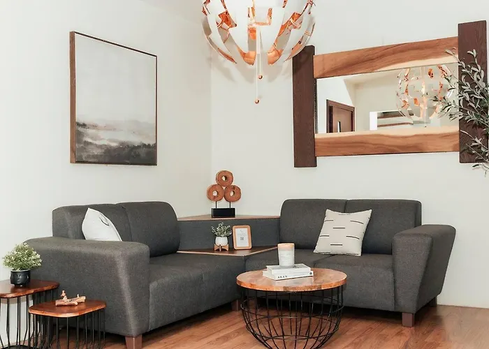 Studio 112 - Stay In Style, Stay Central